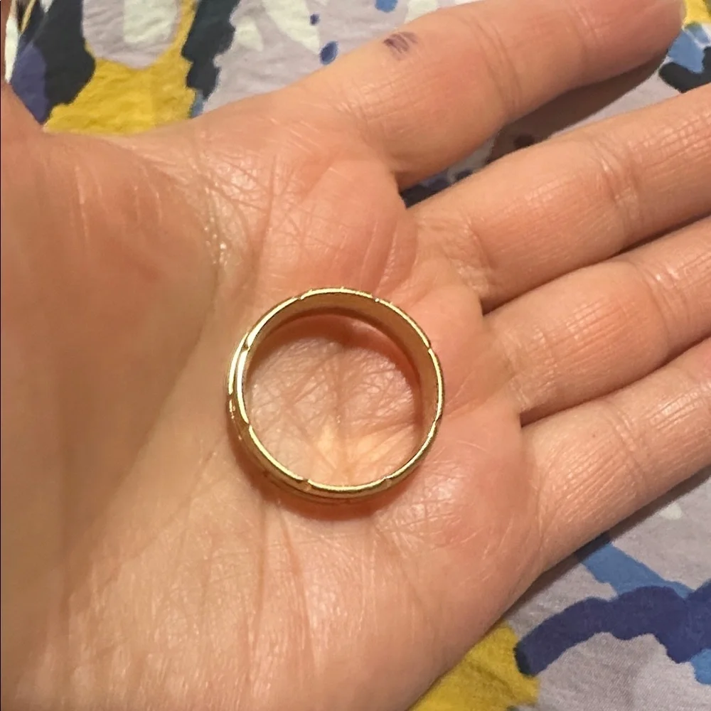 Gold Men's Patterned Band Ring - Gold Color